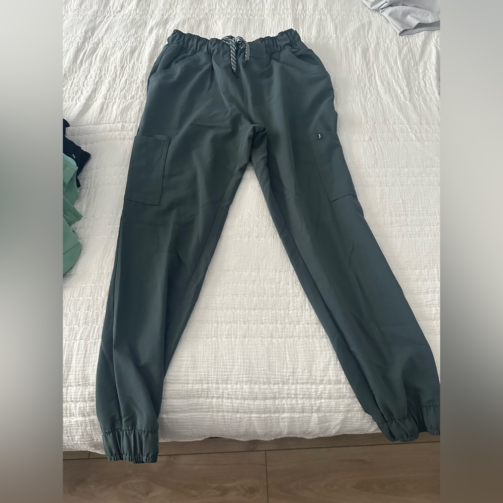 Jaanuu Gray Cargo Pants Relaxed Fit Elastic Cuffs